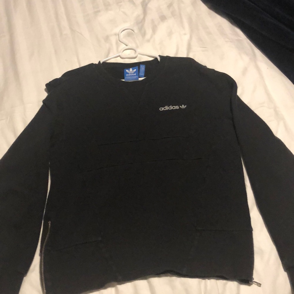 Adidas size medium vintage lightweight sweatshirt